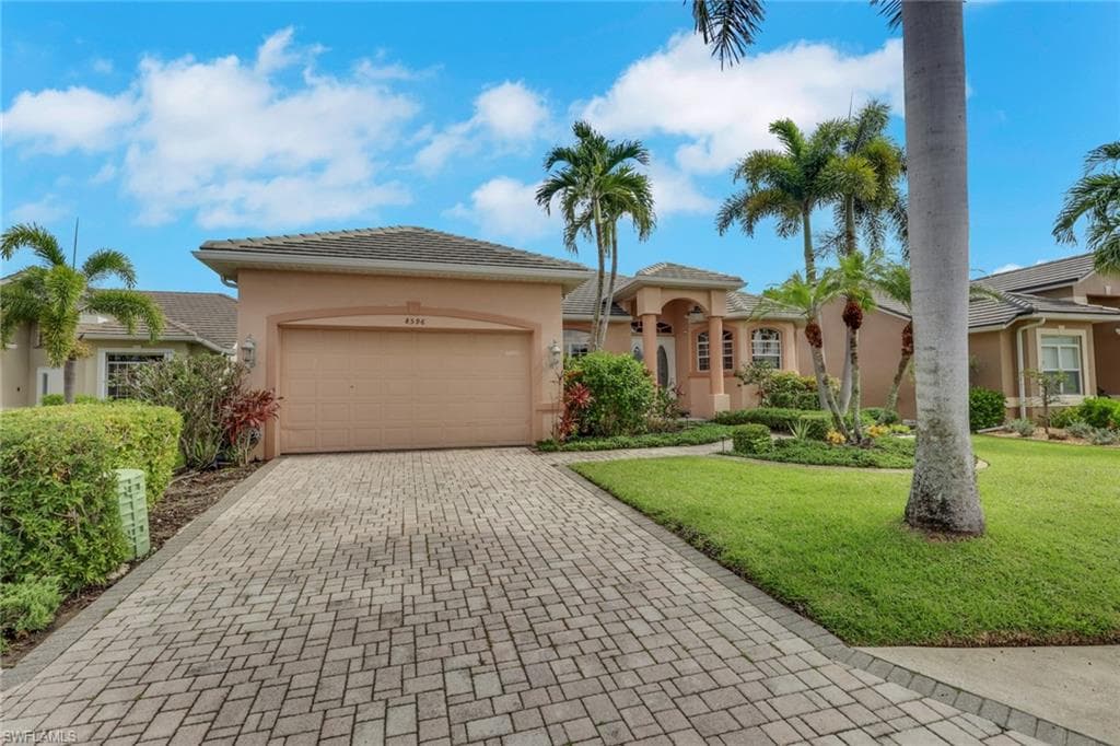 8596 Southwind Bay Cir, Fort Myers, photo 2
