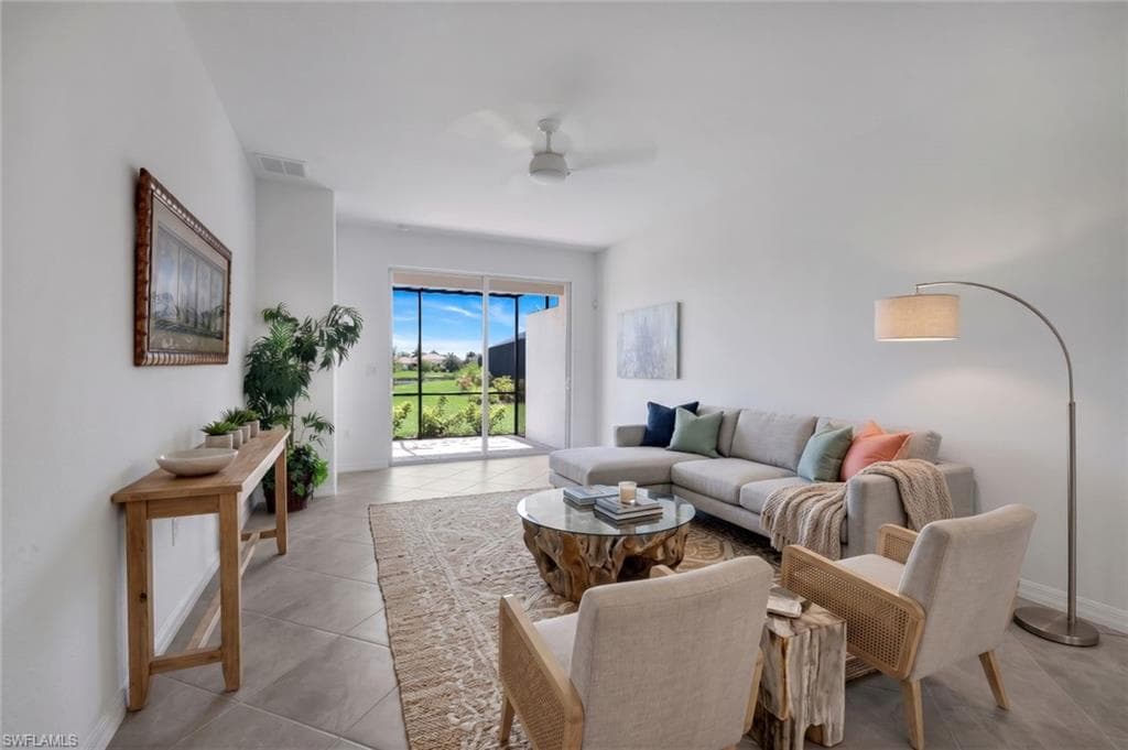 2175 Dragonfruit Way, Naples, photo 2