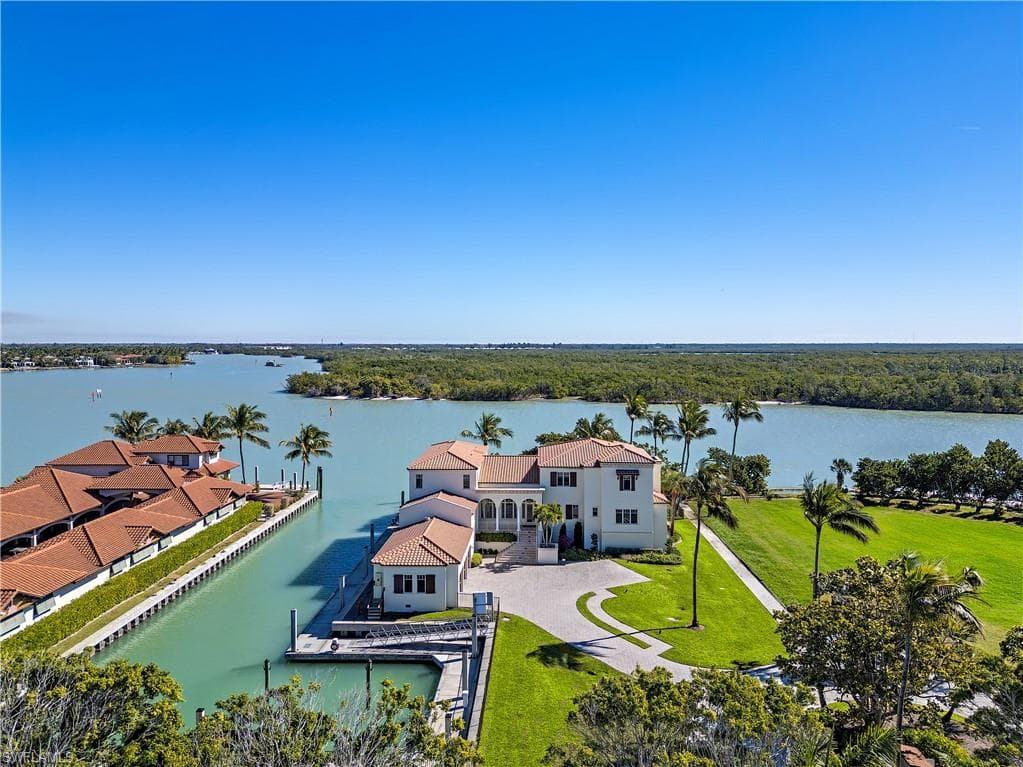 230 & 240 Bay Rd, Naples, photo 2