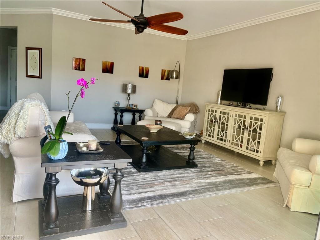 15148 Palmer Lake Cir #202, Naples, photo 2