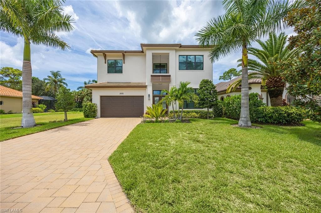 2935 Coco Lakes Dr, Naples, photo 2