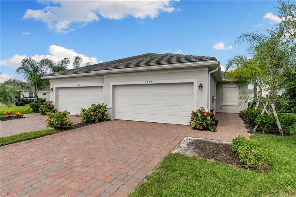 2207 Dragonfruit Way, Naples, photo 2