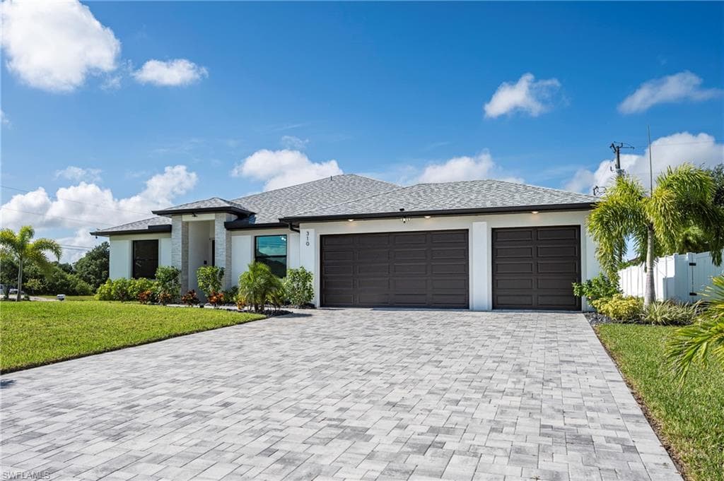 310 14th St, Cape Coral, photo 2