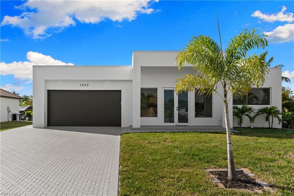 1030 39th Ave, Cape Coral