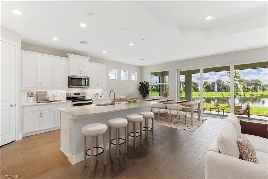 18162 Lagoon Reach Ln, North Fort Myers, photo 3