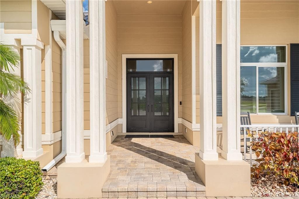 5272 River Blossom Ln, Fort Denaud, photo 3