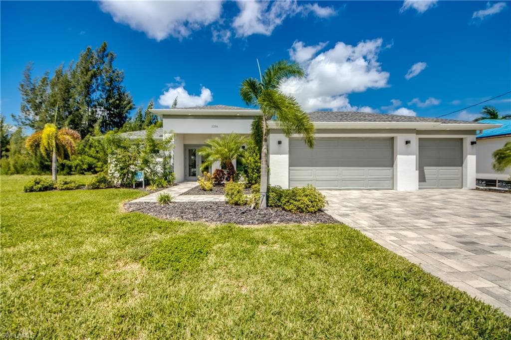 2256 20th Ave, Cape Coral