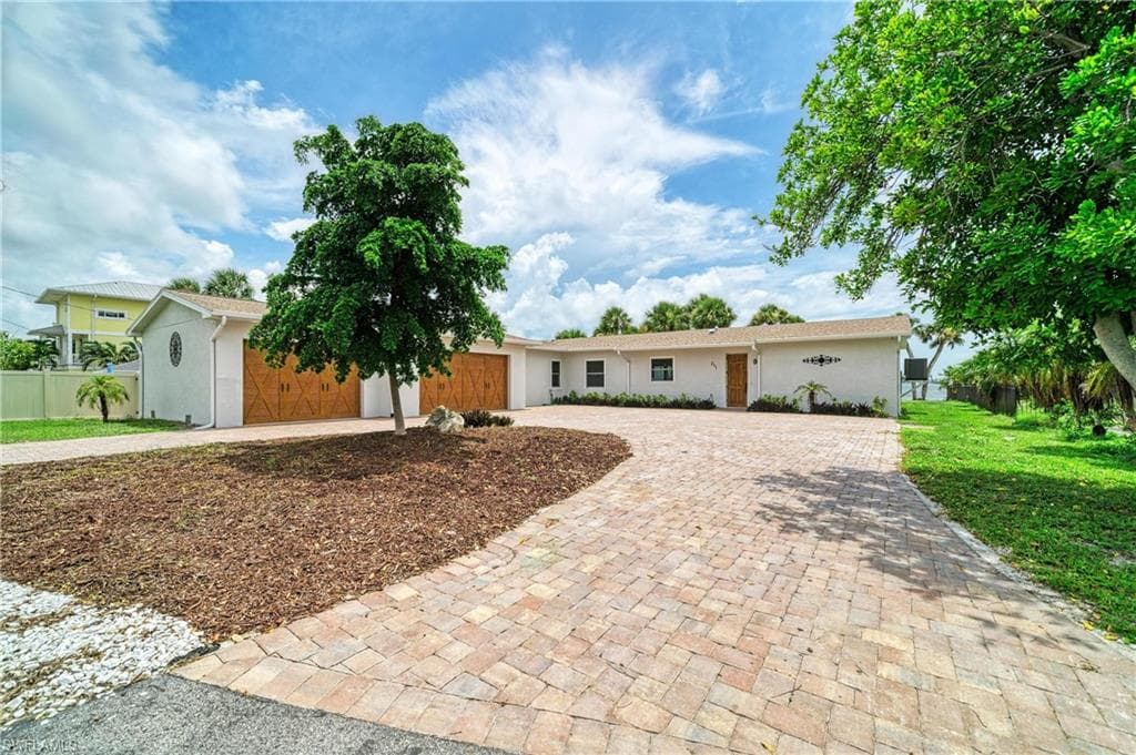 211 Bahia Vista Dr, Englewood, photo 3