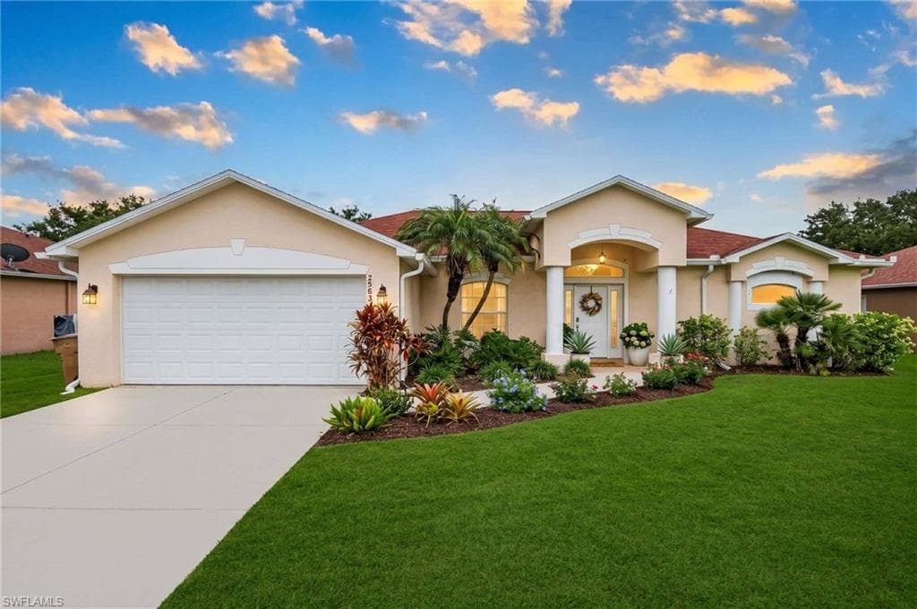 2563 Nature Pointe Loop, Fort Myers, photo 2