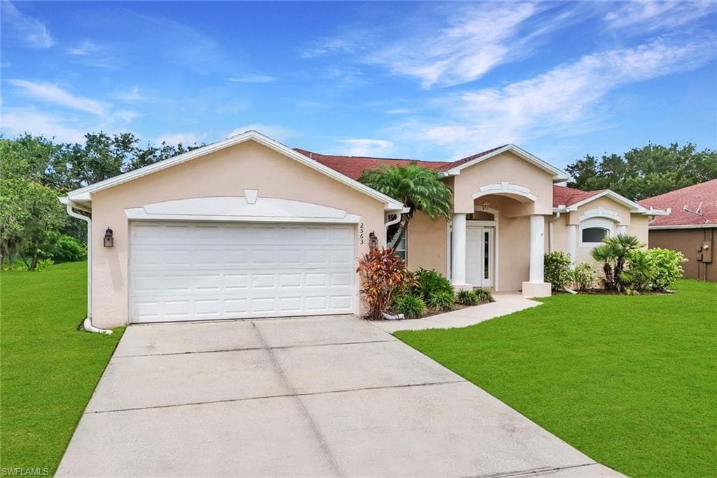 2563 Nature Pointe Loop, Fort Myers, photo 3