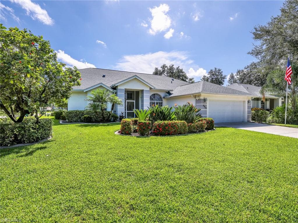 6832 Compton Ln, Naples