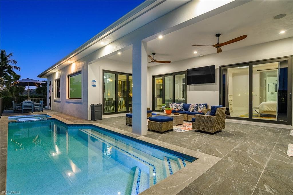 848 Rose Ct, Marco Island, photo 2