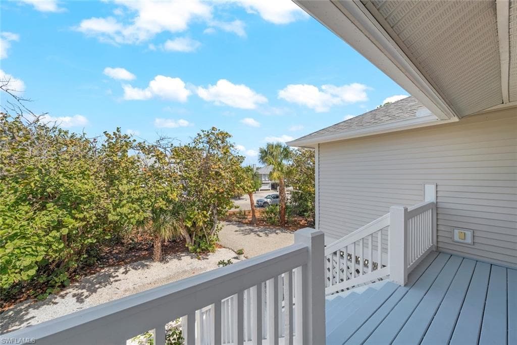 4534 Bowen Bayou Rd, Sanibel, photo 3