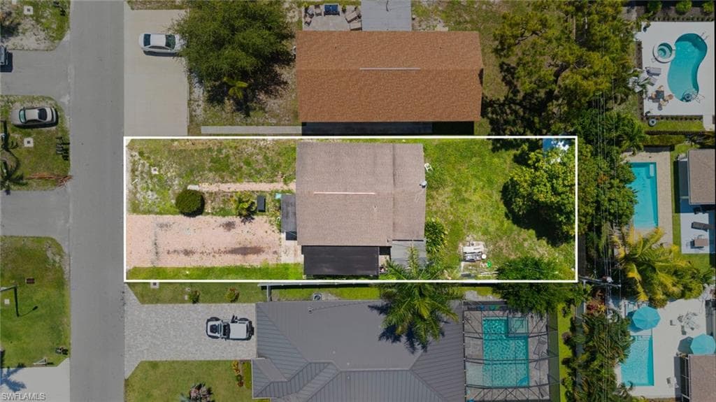641 105th Ave, Naples