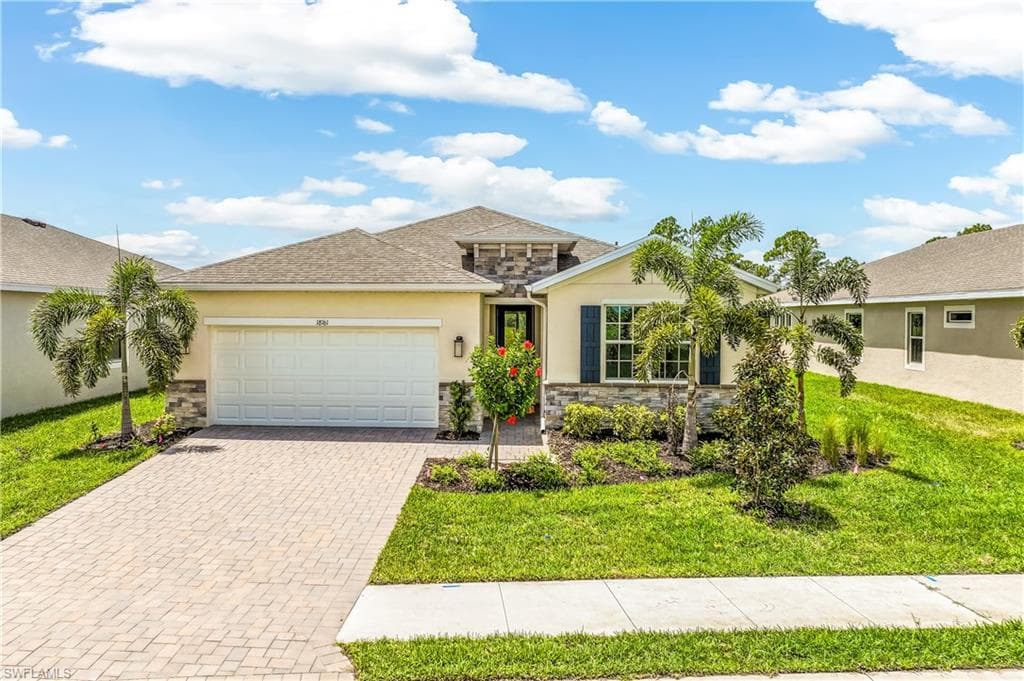 18161 Lagoon Reach Ln, North Fort Myers