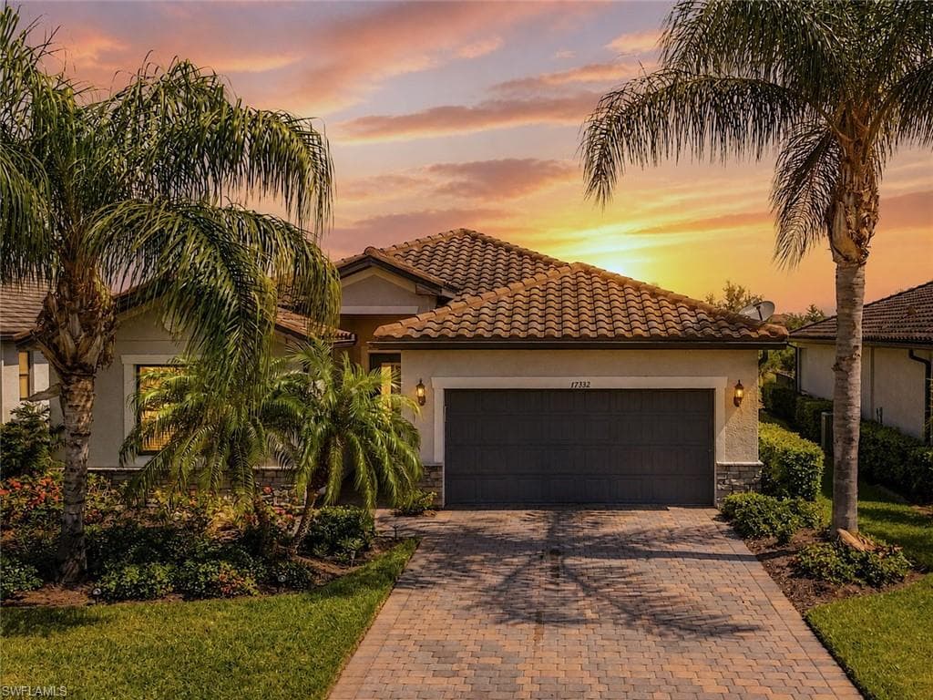 17332 Ashcomb Way, Estero