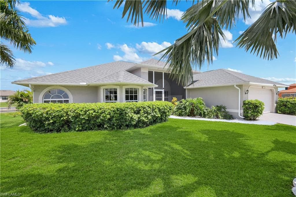 1431 3rd Pl, Cape Coral, photo 2
