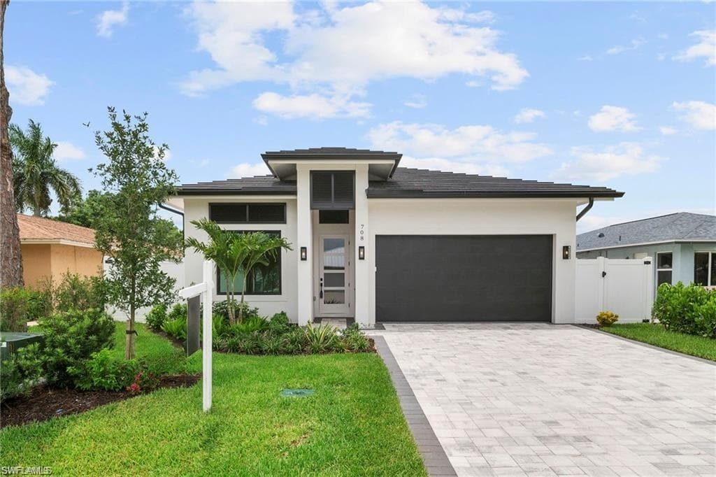 708 100th Ave, Naples, photo 2