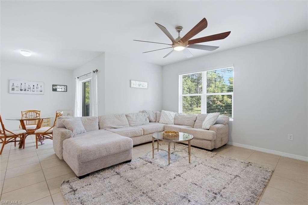 8313 Trillium Rd, Fort Myers, photo 3