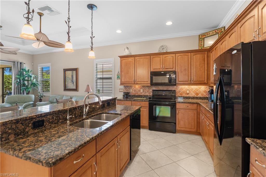 10428 Materita Dr, Fort Myers, photo 2
