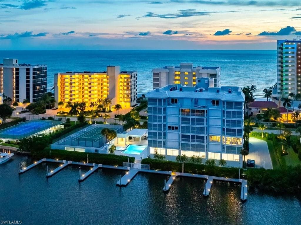 9790 Gulf Shore Dr #204, Naples
