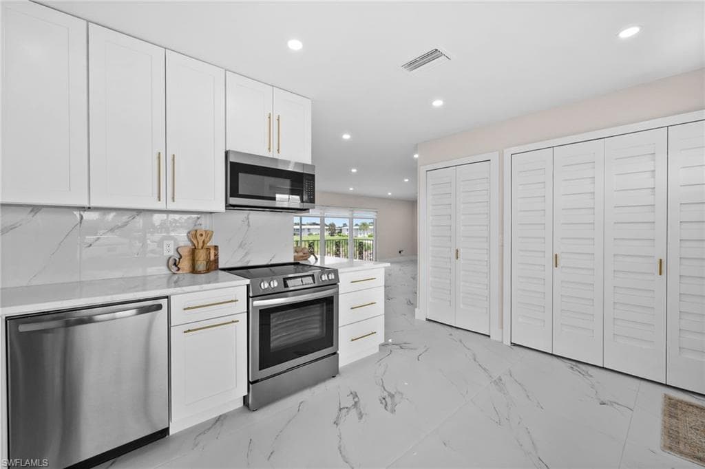 105 Harrison Rd #4, Naples, photo 2