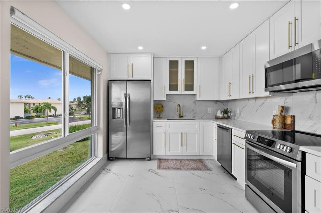 105 Harrison Rd #4, Naples, photo 3