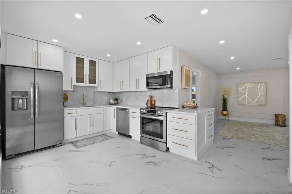 105 Harrison Rd #4, Naples