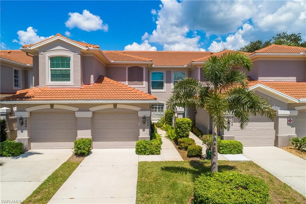 23501 Wisteria Pointe Dr #1203, Estero