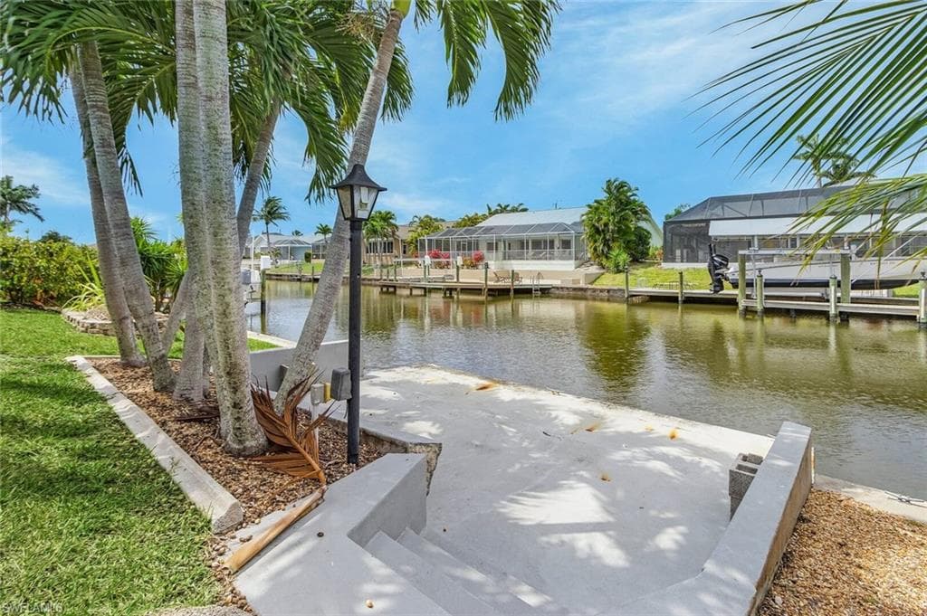 5016 Skyline Blvd, Cape Coral, photo 2