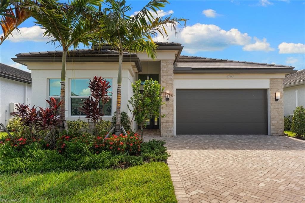 12445 Dahlia Ct, Naples
