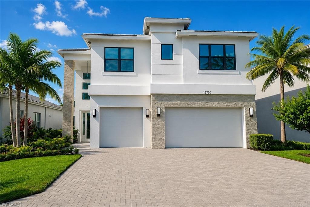 12770 Woodbury Dr, Estero