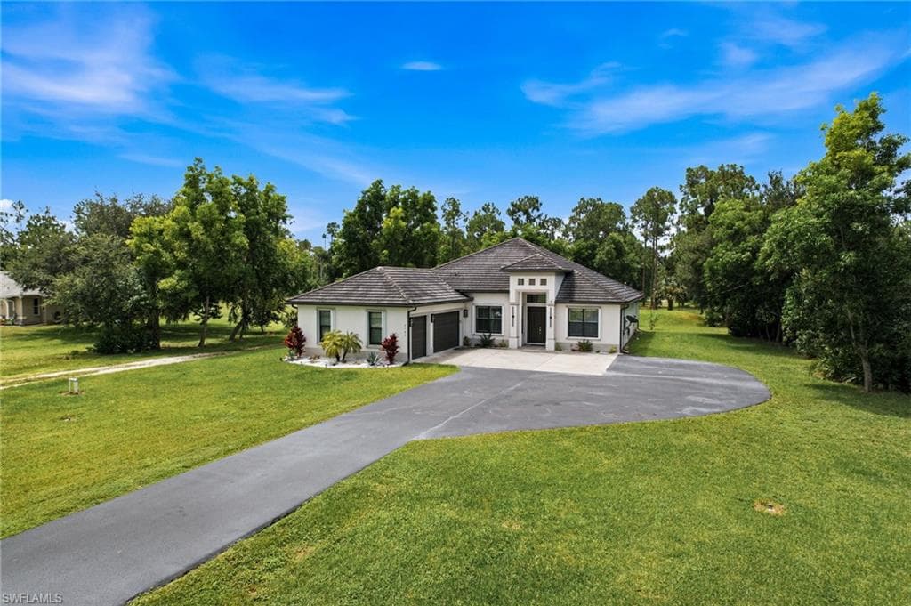 2160 Randall Blvd, Naples, photo 2
