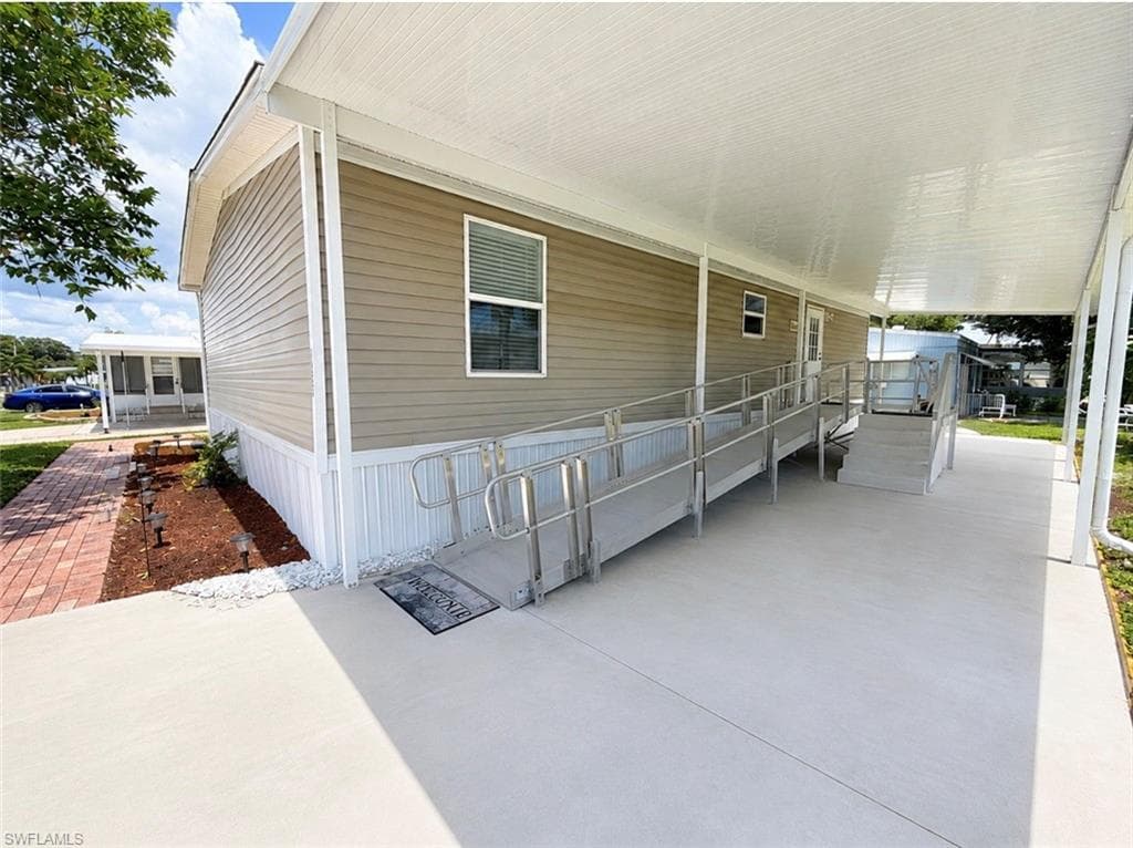 9325 Baron Rd, Bonita Springs, photo 3