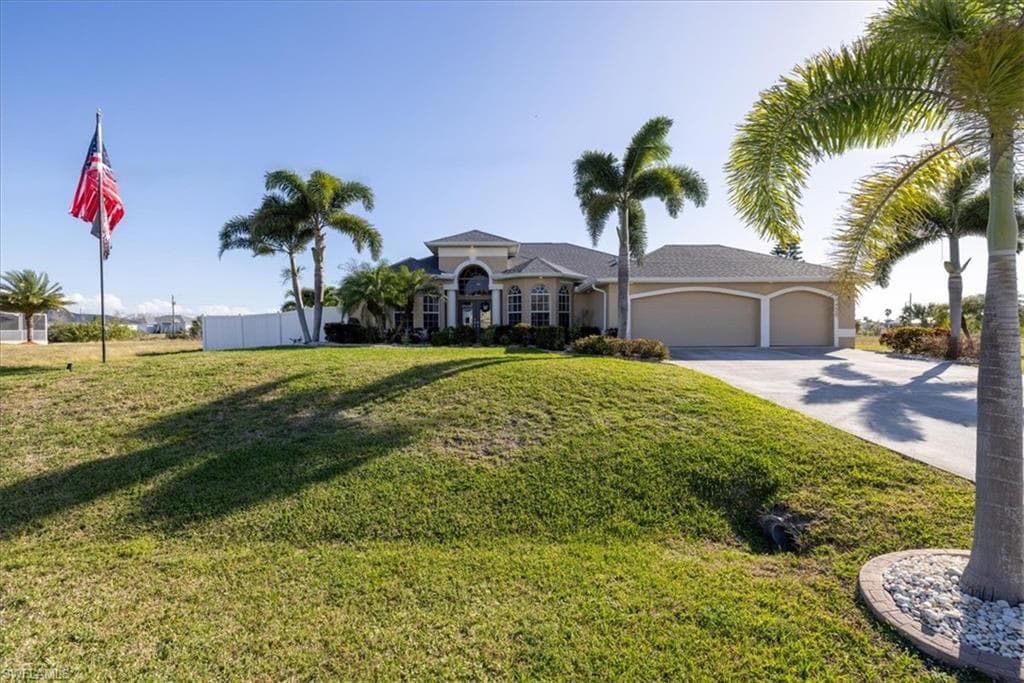 1726 2 Ter, Cape Coral