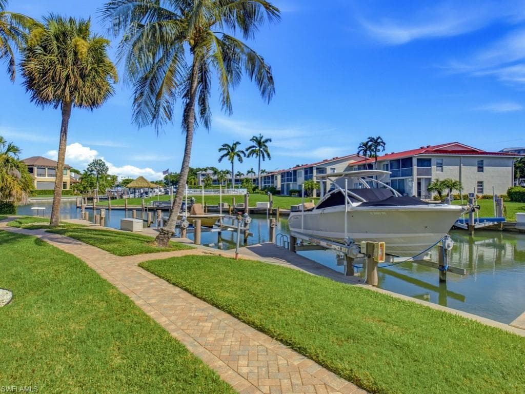1105 Gayer Way #202, Marco Island