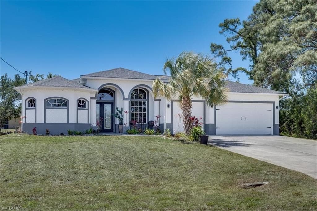 3007 8th St, Lehigh Acres, photo 3