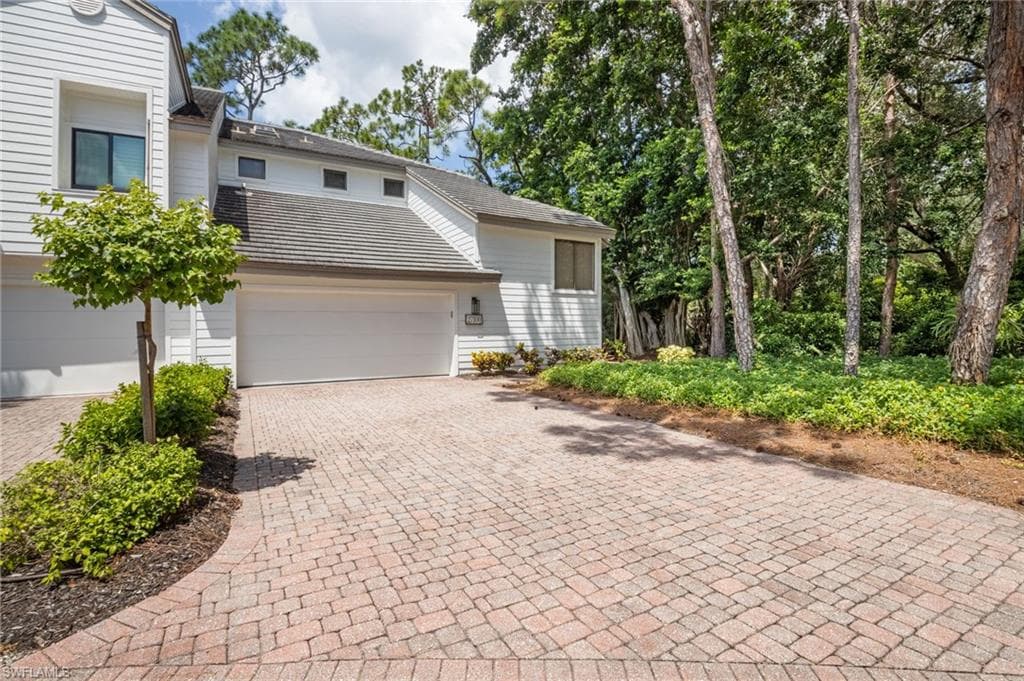 27100 Oakwood Lake Dr, Bonita Springs