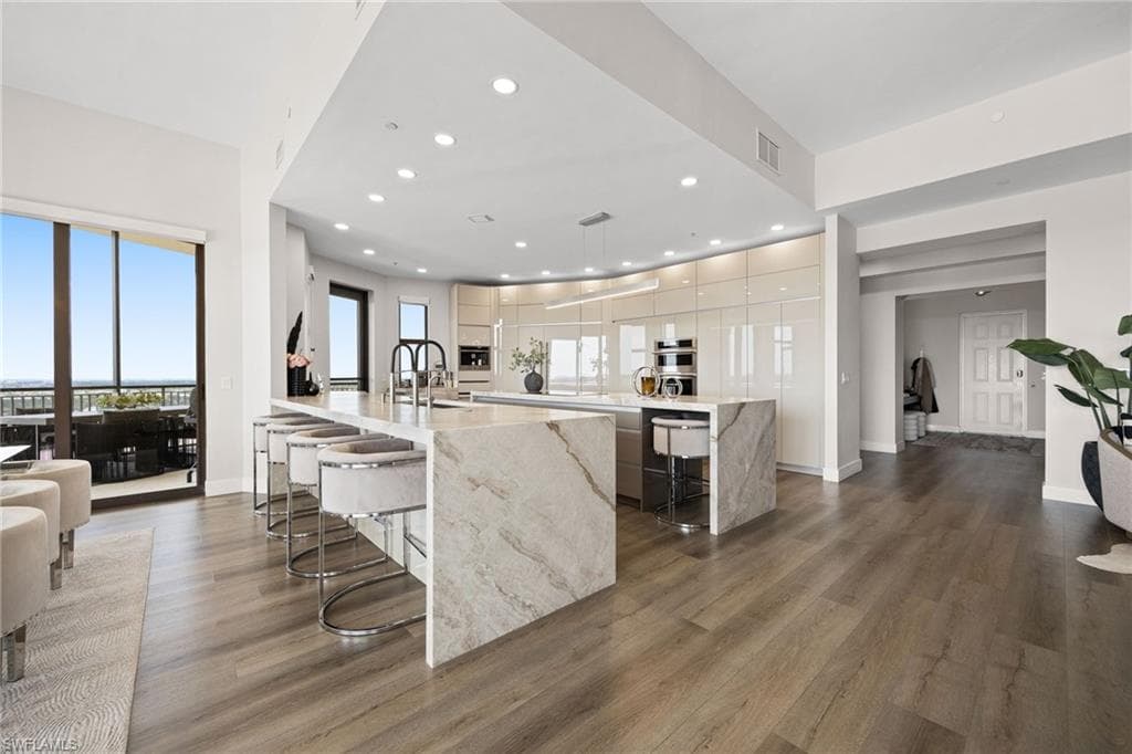 14300 Riva Del Lago Dr #2104, Fort Myers