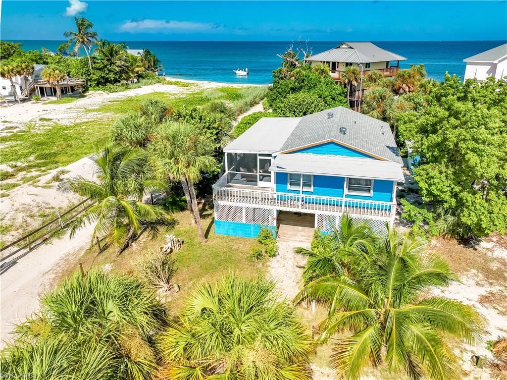 210 Nighthawk Dr, Upper Captiva