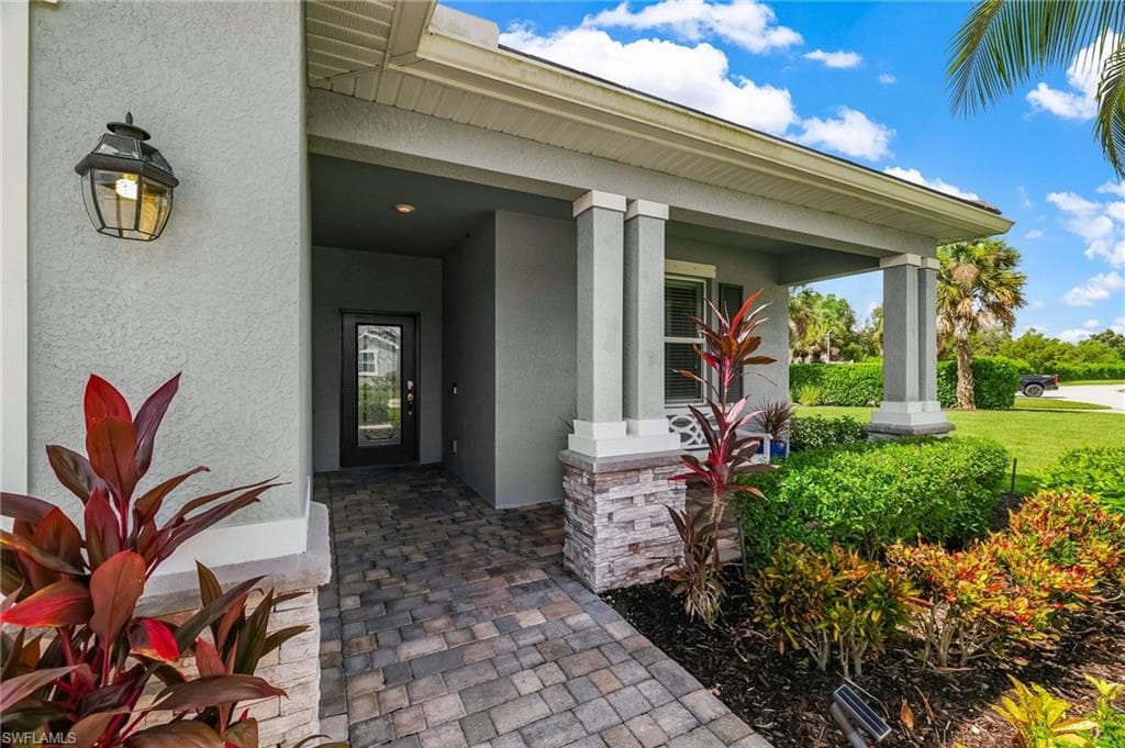 9653 Mirada Blvd, Fort Myers, photo 3