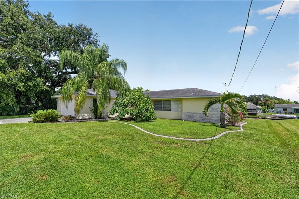 13512 Caribbean Blvd, Fort Myers, photo 2