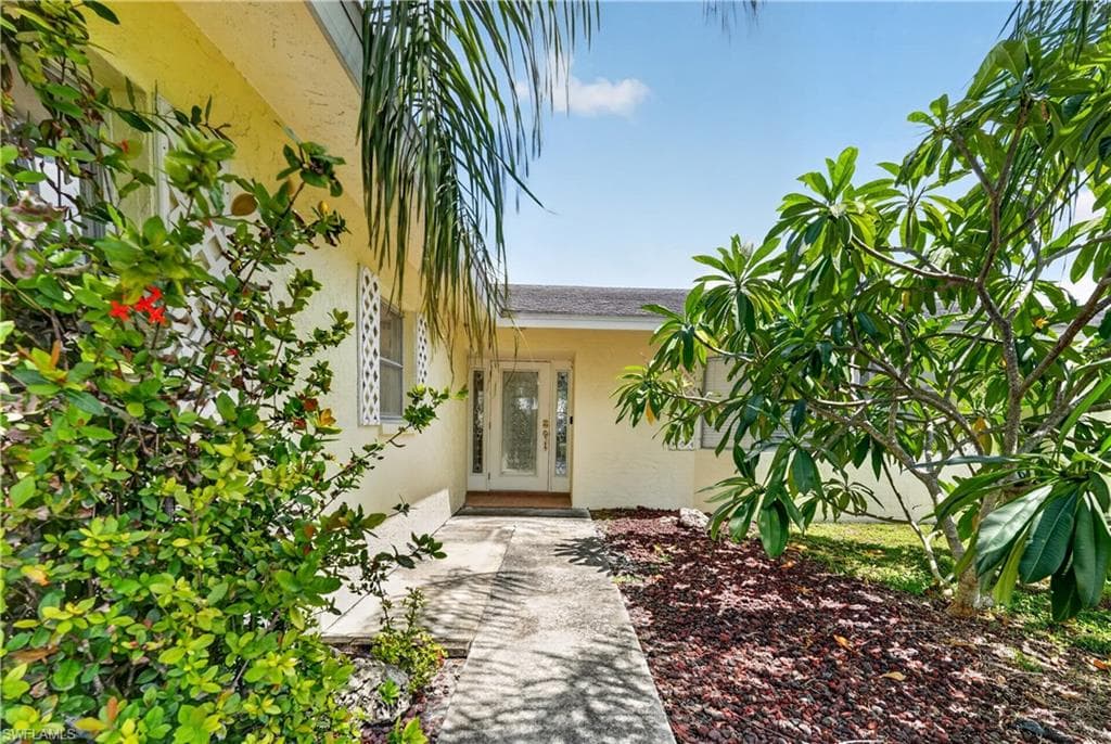 13512 Caribbean Blvd, Fort Myers, photo 3