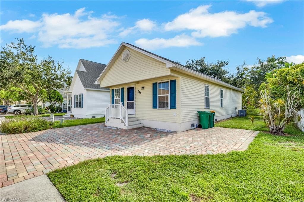 254 Leawood Cir, Naples, photo 2