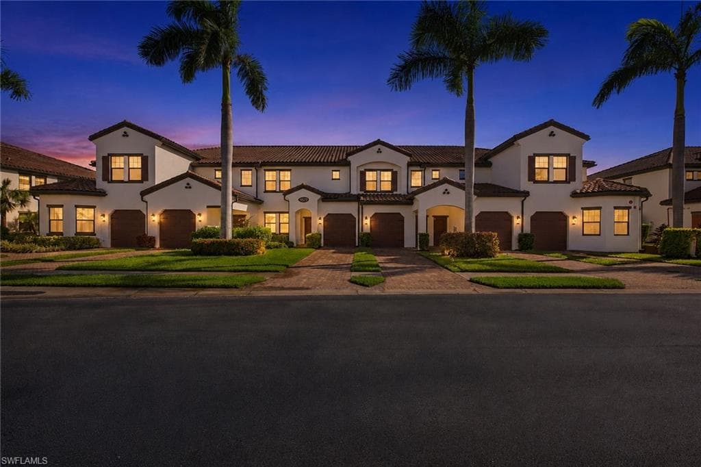 15157 Palmer Lake Cir #202, Naples, photo 2