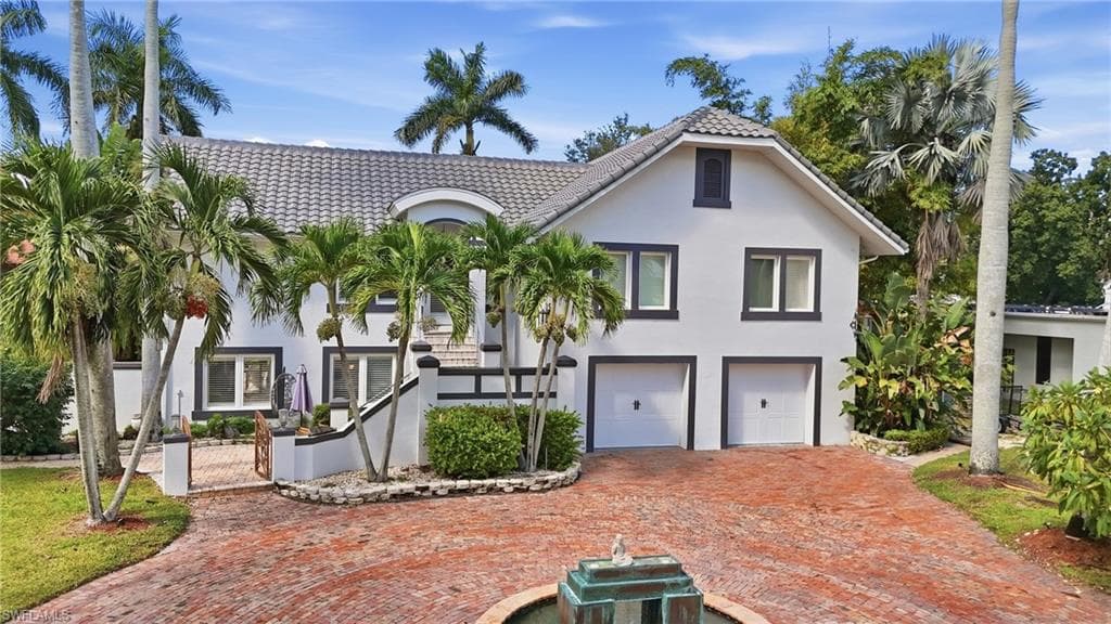 1205 Caloosa Dr, Fort Myers
