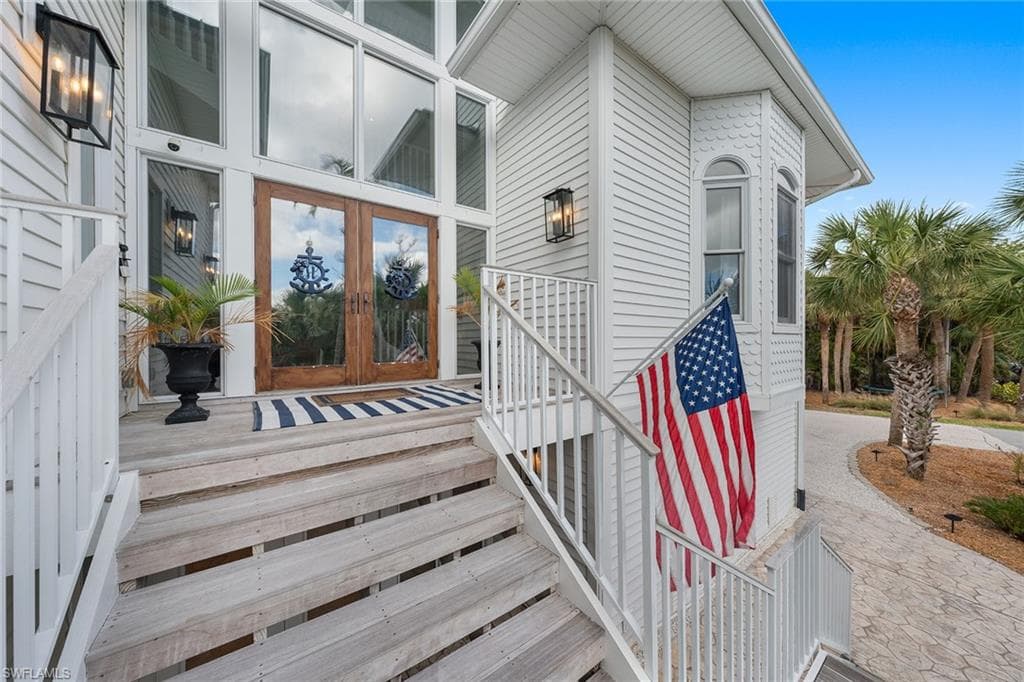 660 Anchor Dr, Sanibel, photo 2