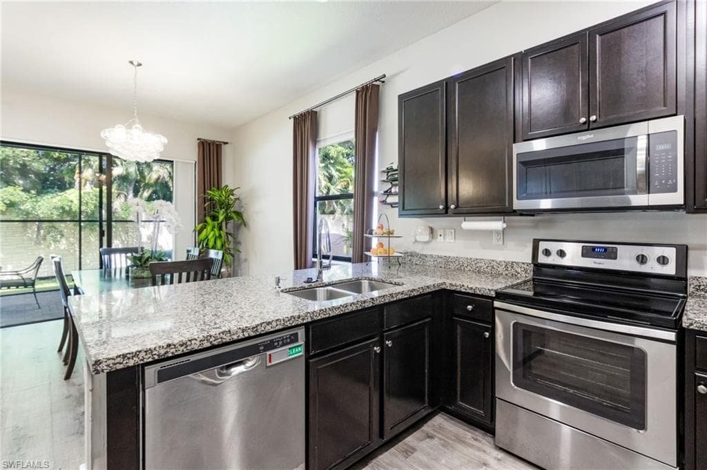 8785 Madrid Cir, Naples, photo 3