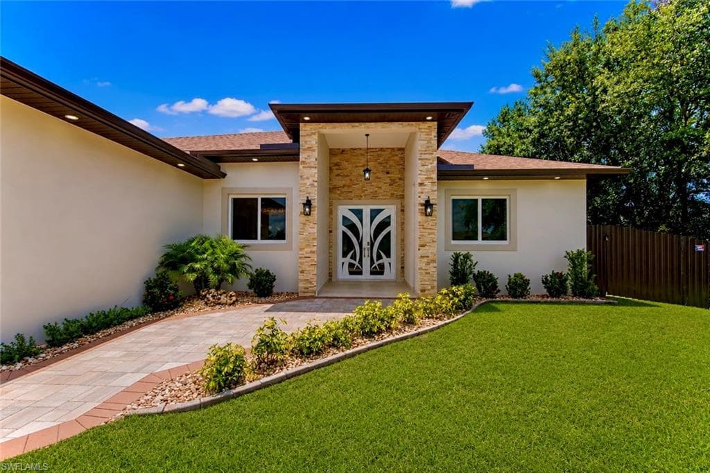 2903 4th St, Lehigh Acres, photo 3