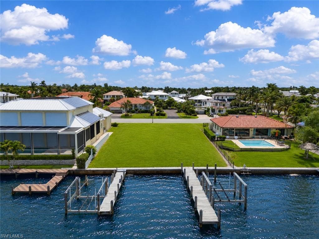 1535 Dolphin Ln, Naples, photo 3